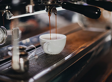 ���������� �ӽſ��� Ŀ�ǰ� ����Ǿ� �ſ� ���� ���, �ٸ���Ÿ ���� ������ Ŭ����