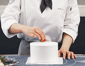 �Ͼ�����ũ���� ���� ���⸦ �ø��� �̹���